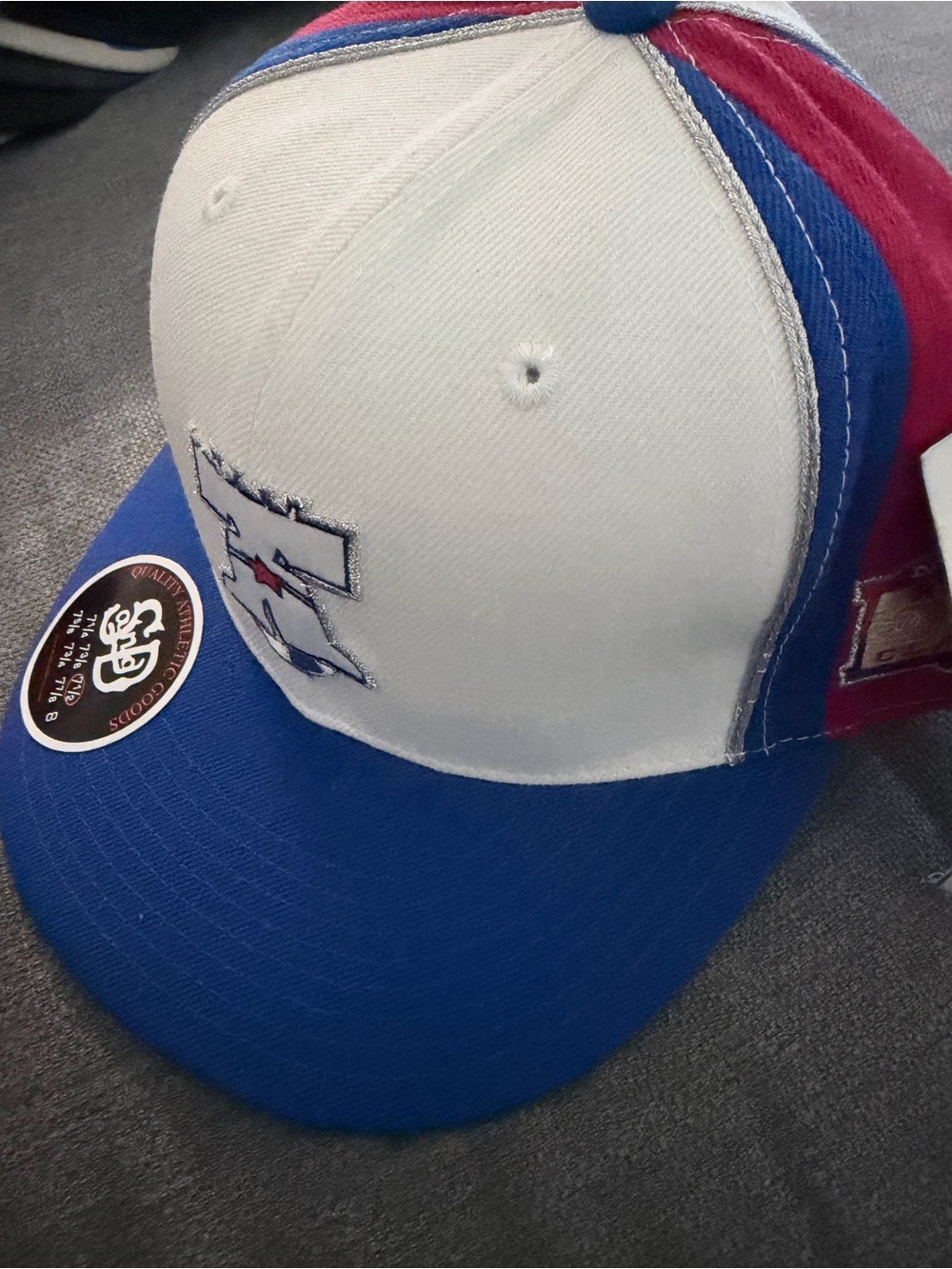 Men’s fitted 7 1/2 Tri-Color Baseball Cap - White Blue Red